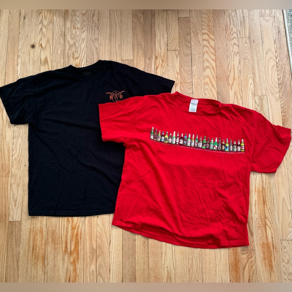 Bundle of XL Men’s Tee Shirts The Honkeytonk Outlaws/Beer Cans